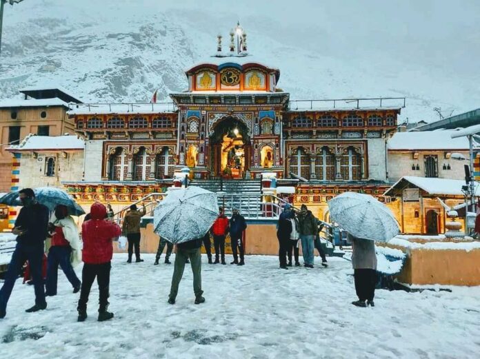 badrinath temperature in december