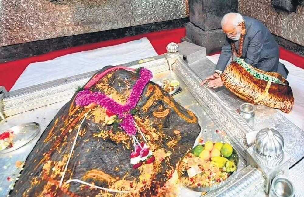 swayambhu shivling of kedarnath